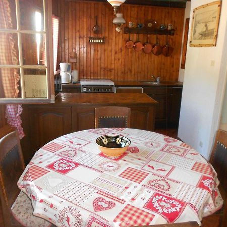 Les Vendangeurs Apartment Niedermorschwihr Luaran gambar