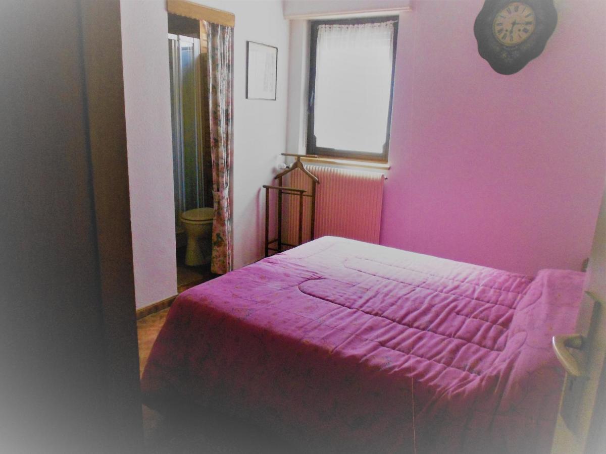 Les Vendangeurs Apartment Niedermorschwihr Luaran gambar